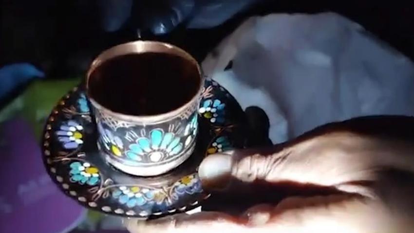 Bursa'da çöpten servet çıkardılar! Konteynırdan çıkanlara paha biçilemedi