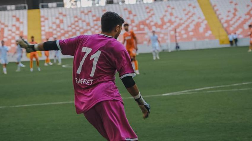 Adanaspor'da bir rezalet daha! Kıyafetsiz kaldılar
