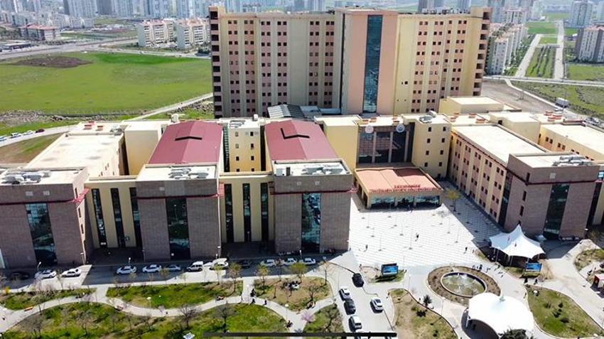 Diyarbakır'da eczanelere operasyon! Pahalı ilaçların yazıldığı reçeteleri topluyorlardı