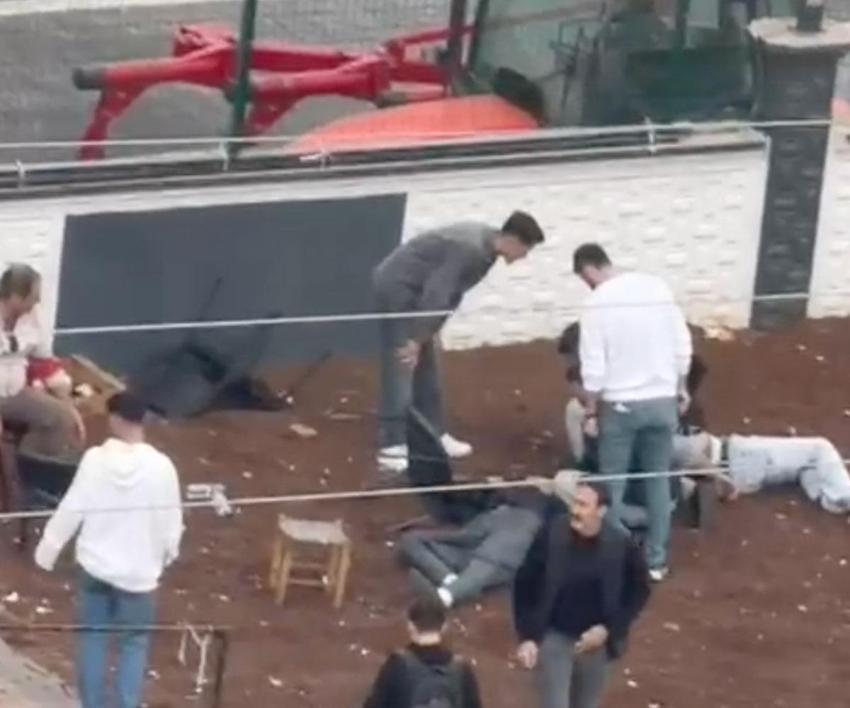 Diyarbakır'da kasap dükkanında silahlı dehşet! 2 kişinin öldüğü kanlı olay kameralarda