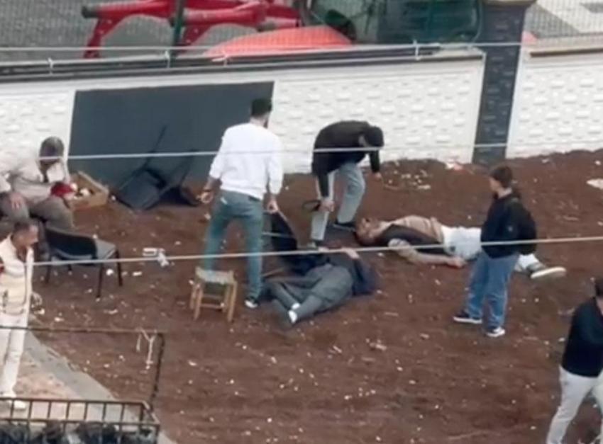 Diyarbakır'da kasap dükkanında silahlı dehşet! 2 kişinin öldüğü kanlı olay kameralarda