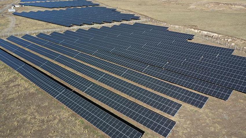 Ağrı'nın güneşi paraya dönüşüyor! Devlet desteğiyle 8 güneş enerjisi santrali kuruldu