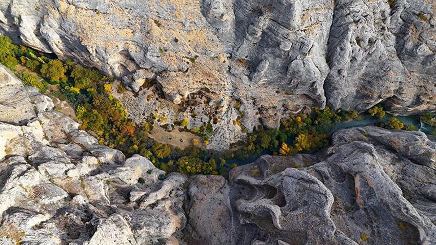 Malatya'da gizli cennet: Tohma Kanyonu sonbaharda ziyaretçi akınına uğradı! 'Bozkırın ortasındaki huzur!'