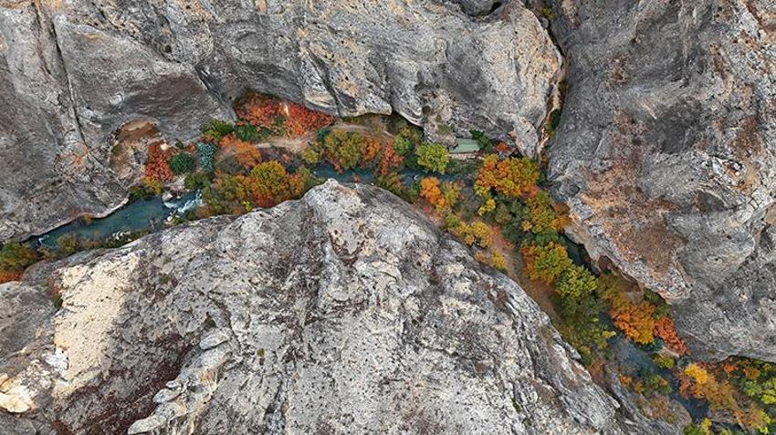 Malatya'da gizli cennet: Tohma Kanyonu sonbaharda ziyaretçi akınına uğradı! 'Bozkırın ortasındaki huzur!'