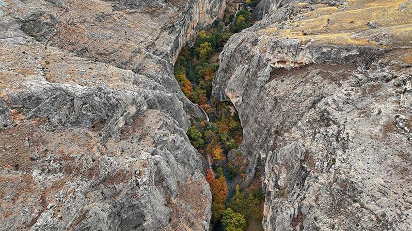 Malatya'da gizli cennet: Tohma Kanyonu sonbaharda ziyaretçi akınına uğradı! 'Bozkırın ortasındaki huzur!'