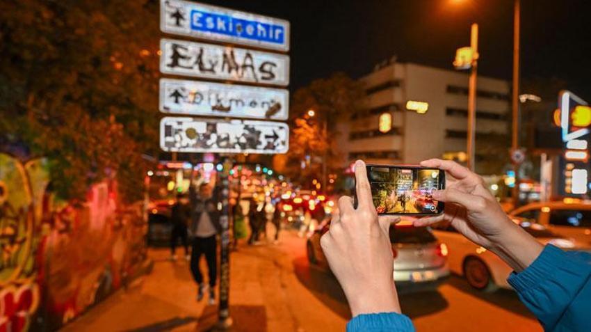 Kızılay yön tabelasına Ankaralıların ilgisi