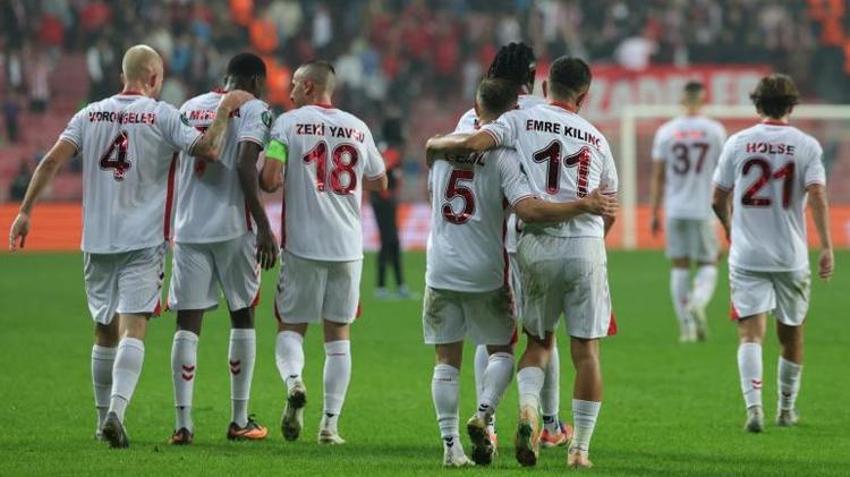 Samsunspor tarih yazdı! Avrupa'da rekor: Carlo Holse, Emre Kılınç ve Marius bitirdi