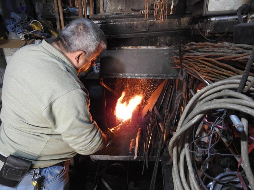 Kilis'te sadece 2 usta kaldı! 28 yıldır yaptığı mesleği yaşatmak için mücadele ediyor