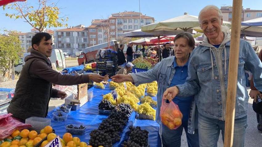 Eskişehir'de bu yıl fiyatlar düştü! Kilosu 35 liradan satılıyor: Tezgahlar doldu taştı