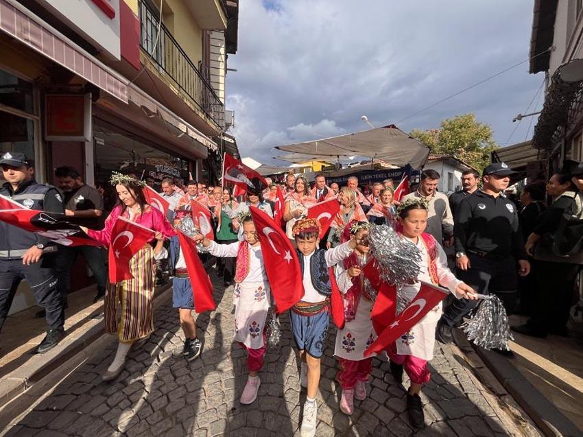 Muğla'da 11. Uluslararası Milas Zeytin Hasat Şenliği başladı