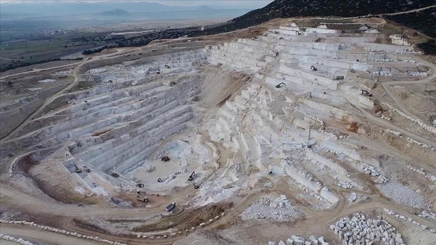 Adana'yı zengin edecek! Feke, Saimbeyli, Kozan'da 10 milyon tonluk maden bulundu