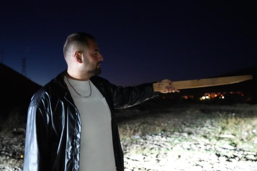 Bayburt'un köyünde ahırdan çıkınca inanamadı: 10 tane indi, ilk kez böyle bir şey görüyorum