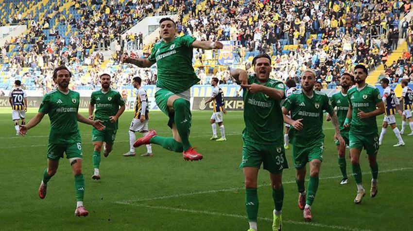 Muğlaspor deplasman hasretini bitirdi! Ankaragücü'nü yenerek zirve yarışına ortak olmayı sürdürdü