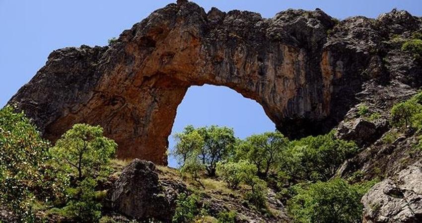 Dünyanın ilk tarım anıtı Konya'da yer aldı! Turist akını var