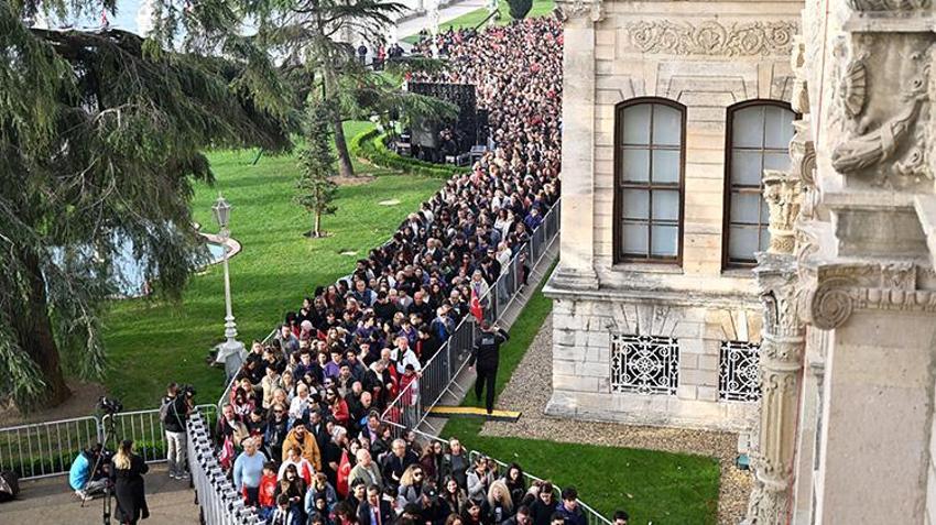 Türkiye'de saat 09.05'te sirenler çaldı hayat durdu! Yurttan 10 Kasım manzaraları