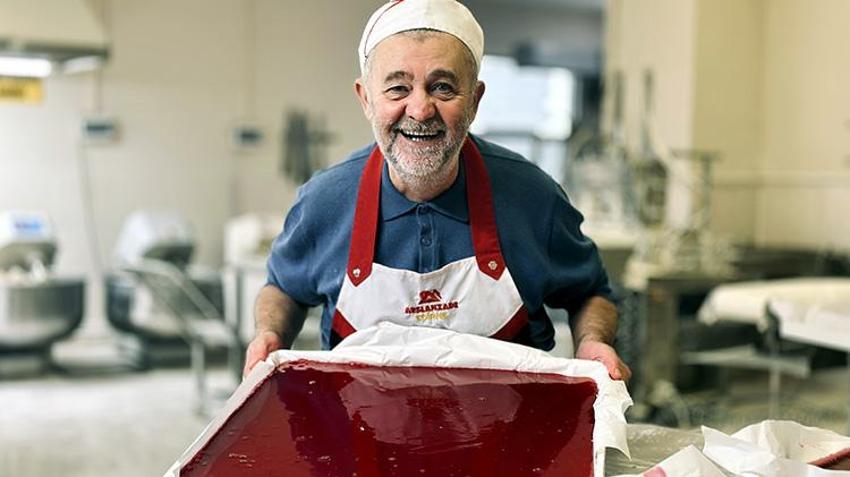 Edirneli usta acı ile tatlıyı birleştirdi! Ciğerin yanında servis ediliyor: Yeni ürünün adı 'dünya hali'