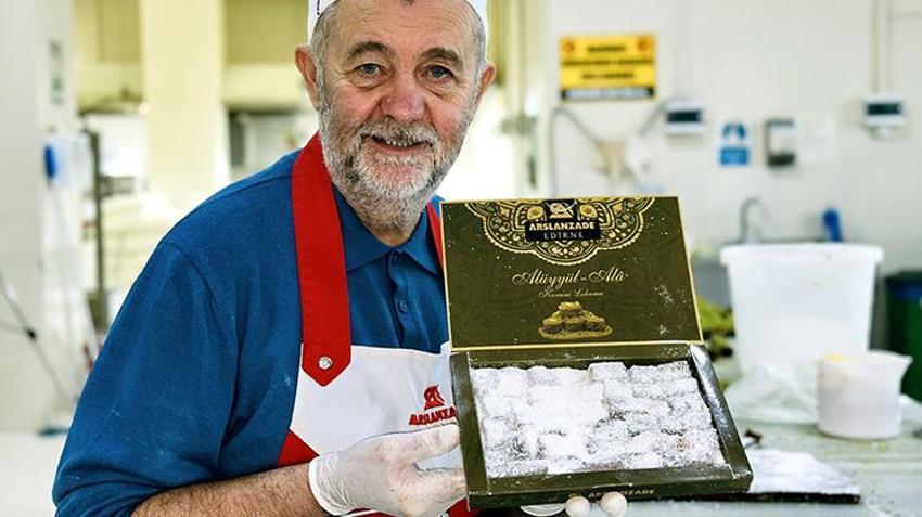 Edirneli usta acı ile tatlıyı birleştirdi! Ciğerin yanında servis ediliyor: Yeni ürünün adı 'dünya hali'