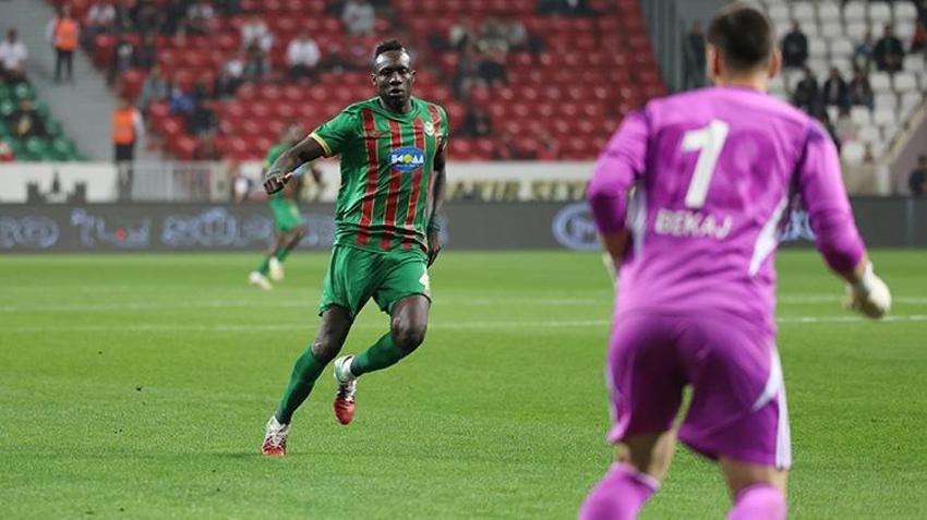 Amedspor şampiyonluk potasına girdi! Milli araya yüksek moralle giren takım izne çıktı