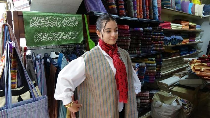 Dünya modası Gaziantep'in kumaşının peşinde: Padişah kaftanından sokak modasına! Gençler akın ediyor