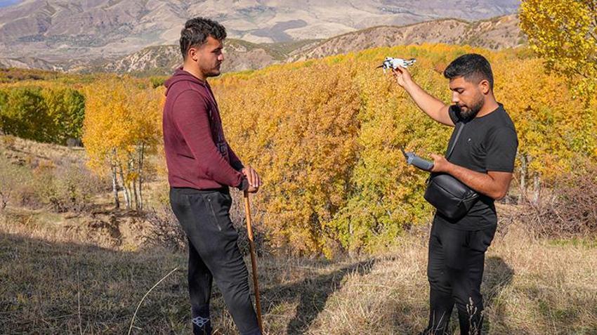 Diyarbakırlı genç dronuyla köylülerin yardımına koşuyor! İnşaatlarda çalışarak satın aldı şimdi herkes duacısı