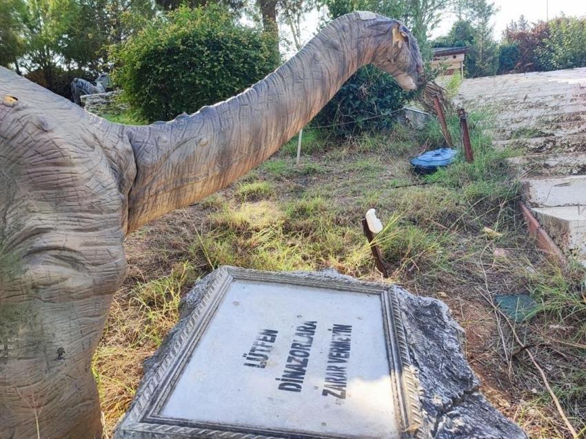 Çukurova'nın serveti çöp oldu! Adana'da terk edilmiş halde bulundu
