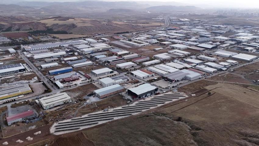 Sivas'ta bu işletme enerjisini güneşten alıyor! 860 bin kg karbon salınımını engelleyecek