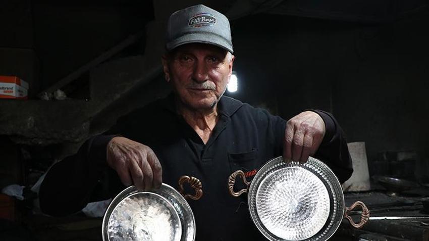 Erzurum'da bu işi yapan 3 usta kaldı! 61 yıldan beri ateşin başında çalışarak geçimini sağlıyor