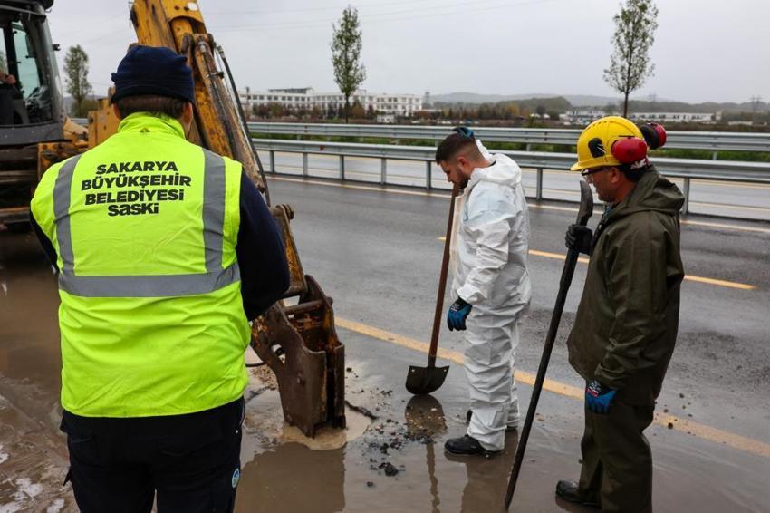 SASKİ zamanla yarıştı! Bir gecede 245 kg yağış aldı!