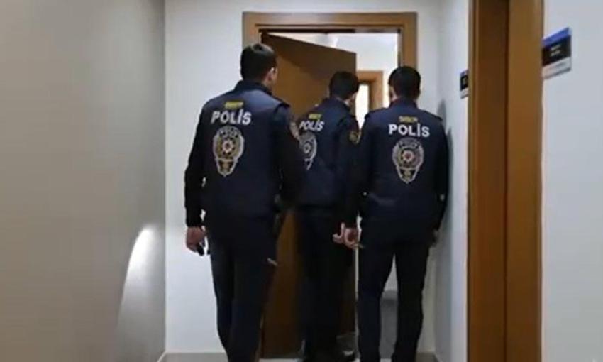 Bursa merkezli 16 ilde dev siber dolandırıcılık operasyonu! 40 şüpheli yakalandı