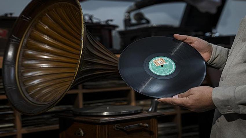 Dünyada sadece birkaç adet var! İki koleksiyoner farklı ülkelerden tek tek topladılar!