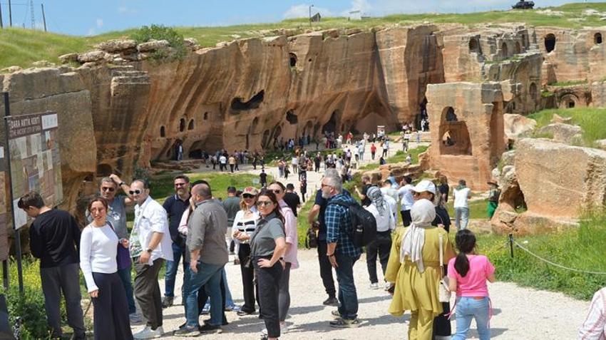 Mardin turizmde zirve yaptı! 3,5 milyon ziyaretçi, 950 bin konaklama