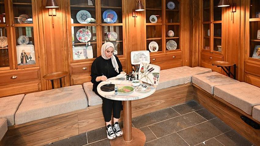 Gaziantep'te kırık tabaklarla yapılanlar şaşkına çeviriyor! Üstelik ziyaretçilere hediye ediliyor