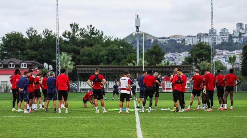 Samsunspor'da Zeki Yavru, Montella'ya sitem etti: Üzgünüm, kırgınım