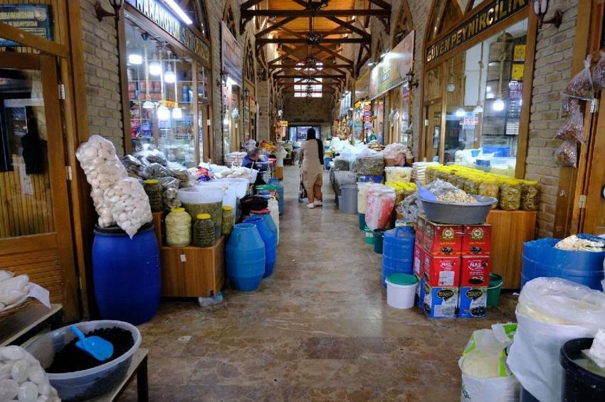 Van’ın tescilli geleneksel lezzeti bu yıl el yakıyor: Kilogram fiyatı 400 TL’yi geçti