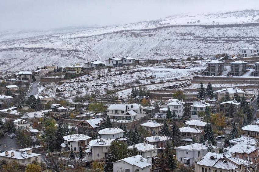 Lapa lapa kar ve sağanak yağışlar geliyor! Meteoroloji 24 ili kuvvetli yağışlara karşı uyardı
