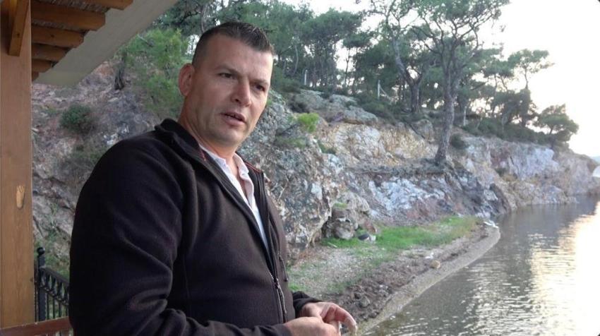 Paşa Limanı'nın simgesi küçük kuğu oldu! Gören şaşırıyor