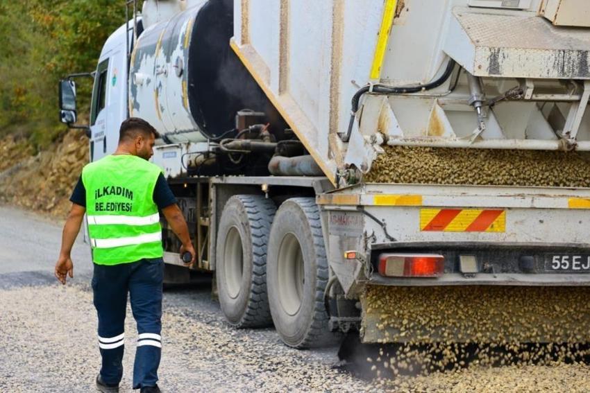 Samsun'da 90 kilometresi tamamlandı! 5 bin ton harcandı