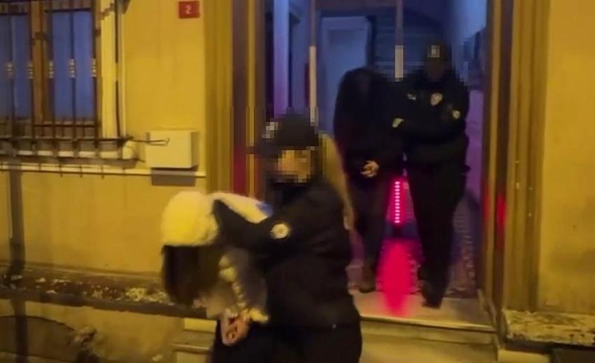 Beyoğlu'nda korkunç ihmal: Garsonun yanlışlıkla hazırladığı kahve felakete yol açtı, genç kadının hayati tehlikesi sürüyor!