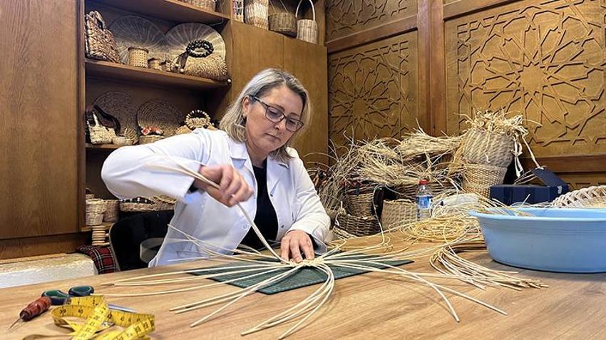 Babaannesinden gördüğü hobisini mesleğe dönüştürdü, dünyaya taşımak için kolları sıvadı! Ev kadınlarının yeni gözdesi