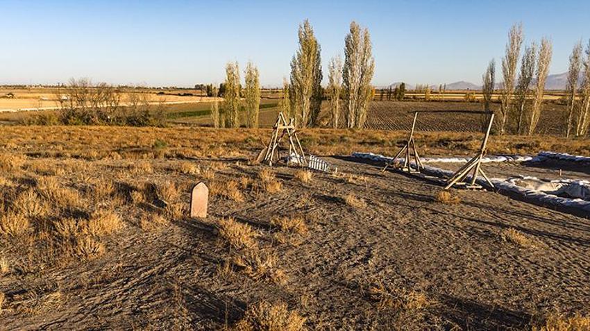 Çatalhöyük'te Güllü Ayşa'nın 'Yalnız Mezarı'nın hüzünlü hikayesi! Köy mezarlığına gömülmesine izin verilmedi, nedenini Danimarkalı arkeolog ortaya çıkardı