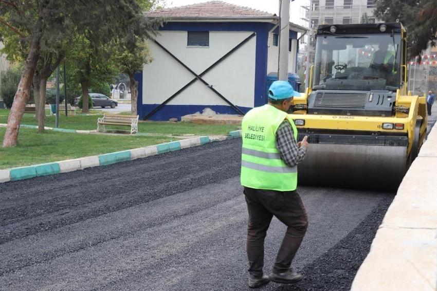 Şanlıurfa'da bir mahalle asfaltla kaplandı!