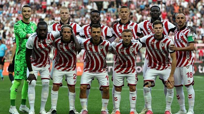 Anthony Musaba, Leroy Sane ve Yunus Akgün'ü solladı!