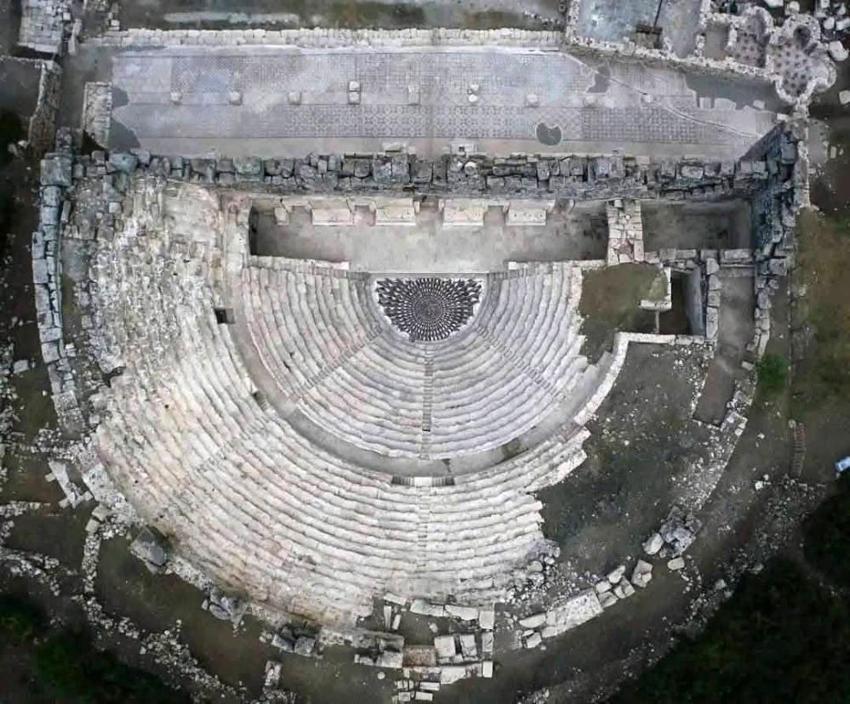 Burdur'da Medusa mozaiğinin üstü kapatıldı! İşte nedeni