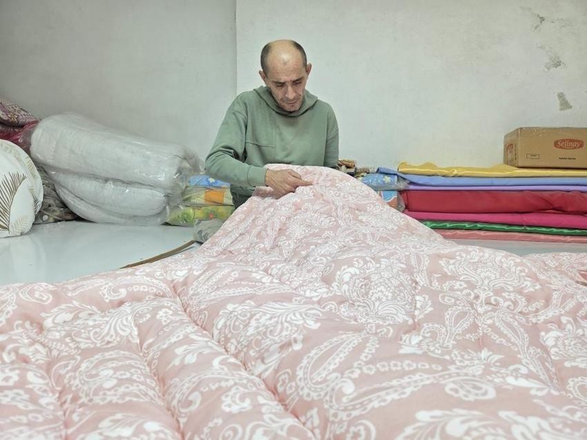 Samsun'da mesleğin en genci 52 yaşında: Yorgancılar son ilmeklerini atıyor