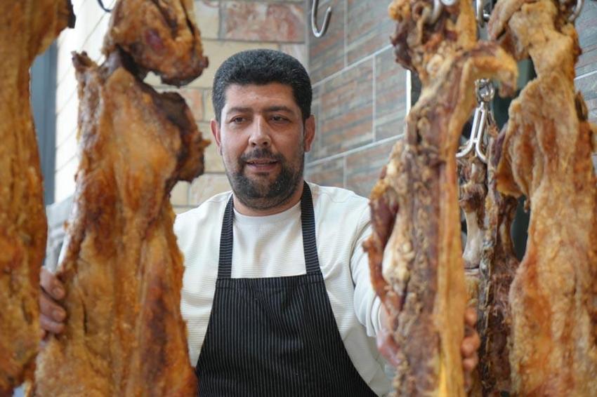 Muş’un yöresel eşsiz lezzeti marka haline geliyor! 15 yıllık ustalıkla büryan geleneği yaşatılıyor