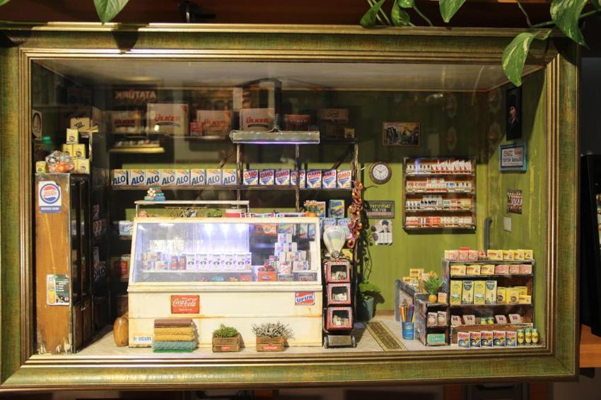 Hobi olarak başladı emekli olduktan sonra atölye açtı! Kişiye özel üretiyor: Amerika, İtalya ve Güney Kore'den sipariş yağıyor