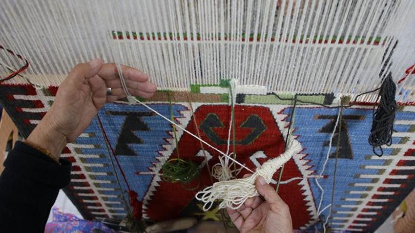 Kültürel miras dünya pazarında! Kaş'ta 400 yıllık Barak Kilimi yeniden dokunuyor: Avrupa kapısı açıldı