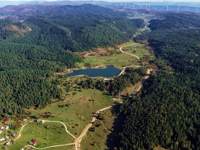 Sakarya’nın gizli cenneti! Toprak yüzeyinde oluşan desenler görenleri şaşkına çevirdi