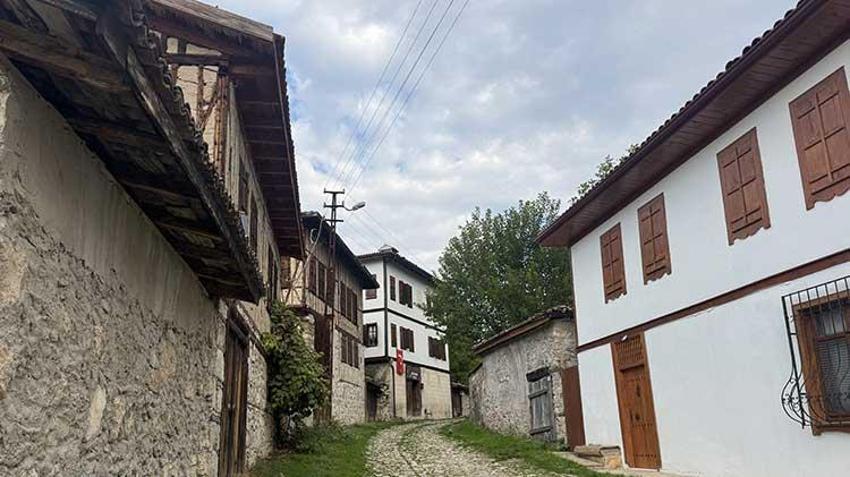 Safranın başkenti UNESCO mirası ziyaretçilerini bekliyor! Eskipazar Hadrianopolis'te erken hristiyanlık mozaikleri ortaya çıktı: İşte 6 bin yıllık tarih