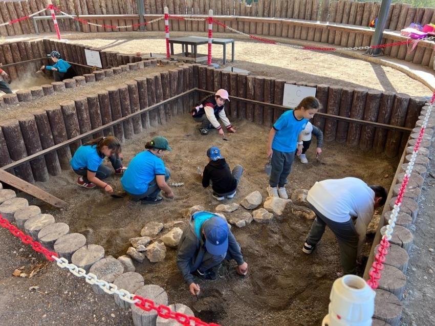 Bursa'da öğrenciler Arkeoloji'yi burada öğreniyor!